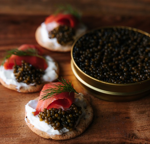 Lyksvad Caviar serveret hos MyChampagne